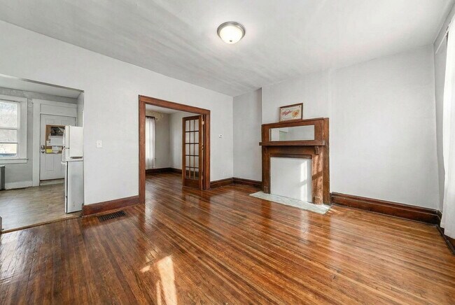 Foto del edificio - 398 E Northwood Ave