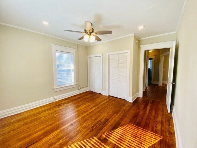Foto del edificio - 688 Linwood Ave NE