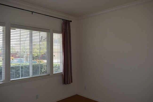 Building Photo - Coming Soon! Spacious Single-Story Home for Lease in Lathrop!