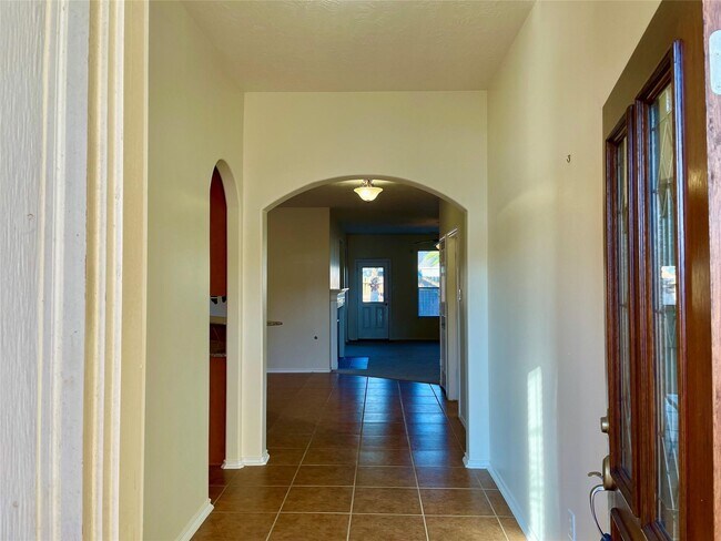 Foto del edificio - 17810 Serene Shore Dr