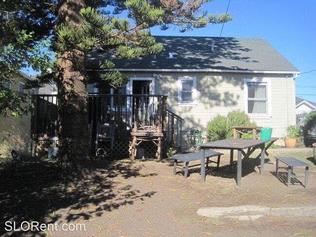Building Photo - 2 br, 2 bath House - 381 Pismo Street