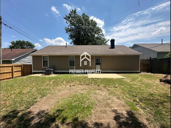 Building Photo - 4463 Ryans Run Rd