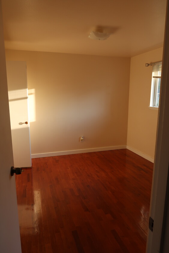 Foto principal - 30126 2nd Ave SW