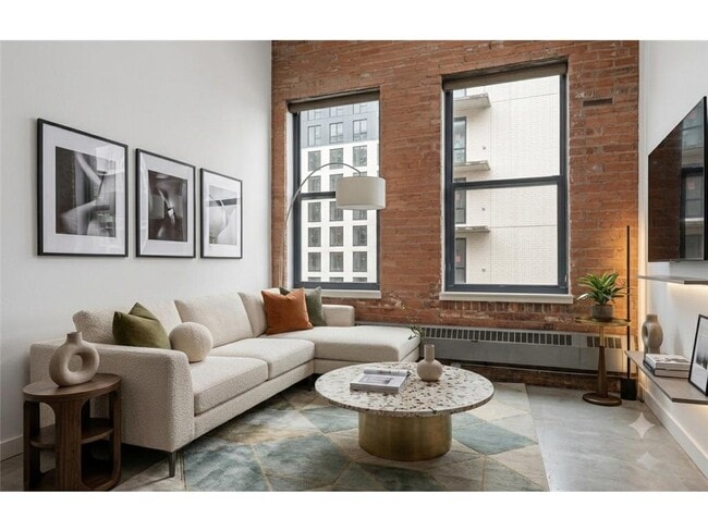 Building Photo - 250 Park Ave