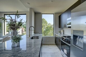 Interior Photo - The Modern