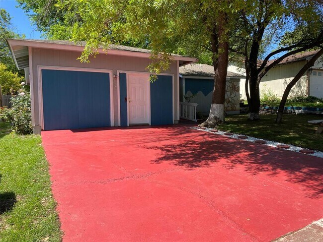 Foto del edificio - 4808 Spring Meadow Cove