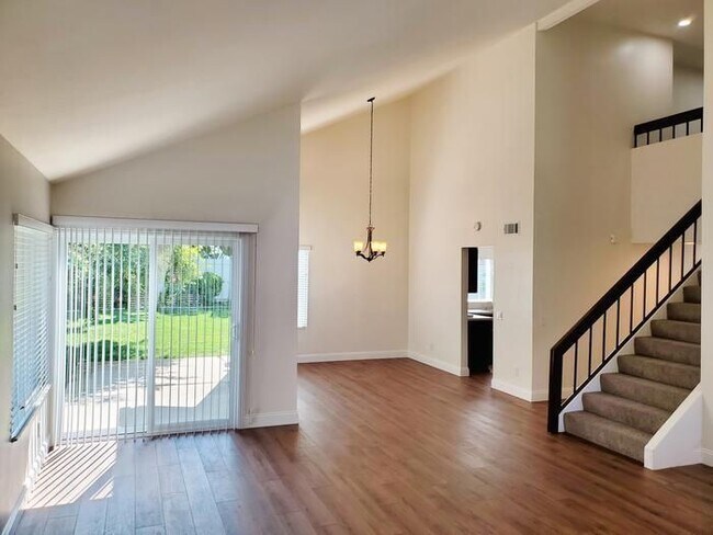 Building Photo - 3021 Segovia Way