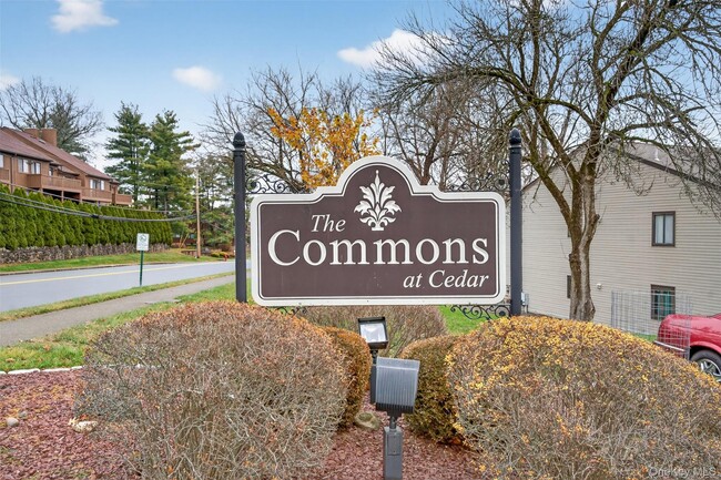 Building Photo - 8 Knightsbridge