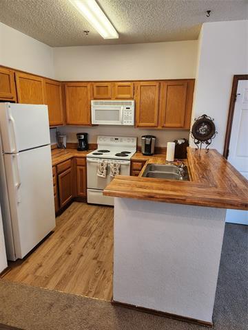 Foto del edificio - 4800 W Lovers Ln