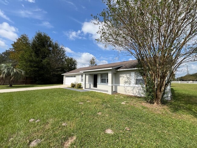 Building Photo - Charming Summerfield Retreat - 3-Bed, 2-Ba...