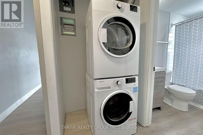 Building Photo - 100 King Edward Ave