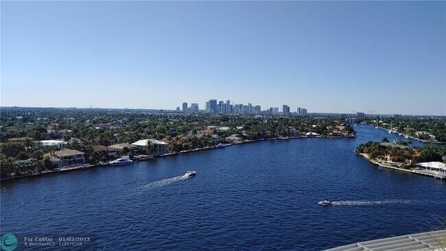Building Photo - 435 Bayshore Dr