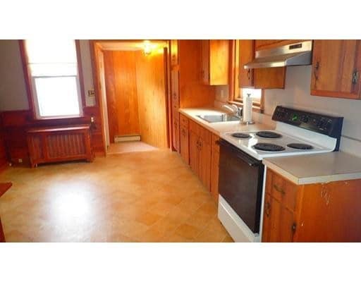 Building Photo - 2 bedroom in Hanson MA 02341