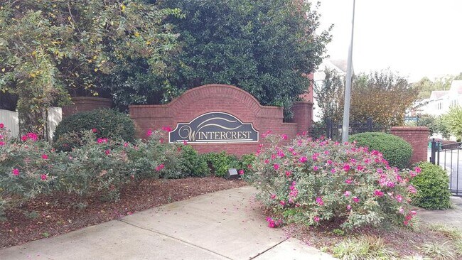 Foto del edificio - 2948 Wintercrest Pl