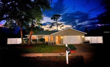 Building Photo - 3102 Shady Pine Ave