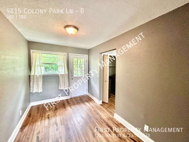 Foto del edificio - 9815 Colony Park Ln
