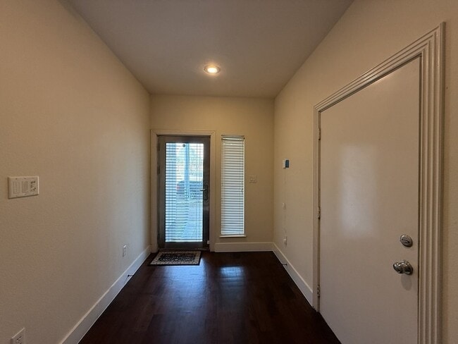 Photo - 1323 St Joseph St Apartment