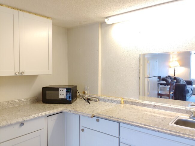 Building Photo - 2506 S Ocean Blvd