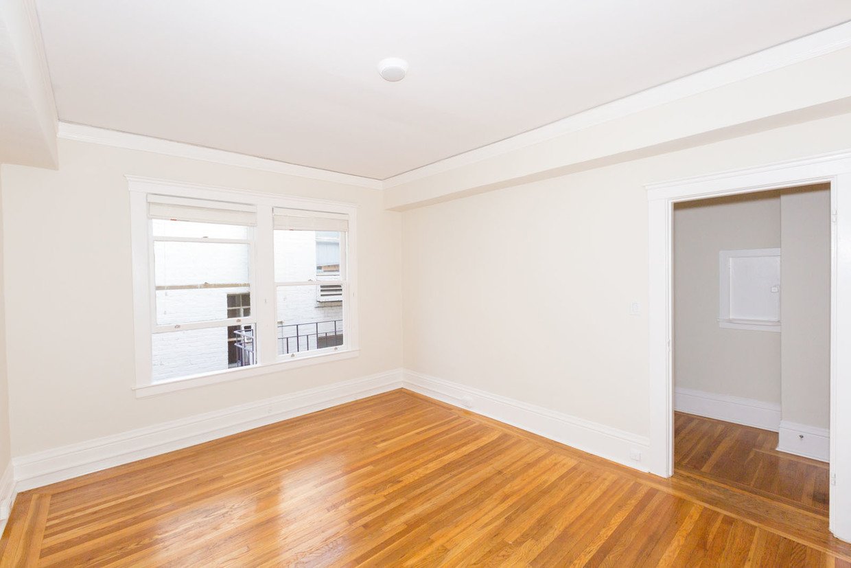 Primary Photo - 1035 Sutter St