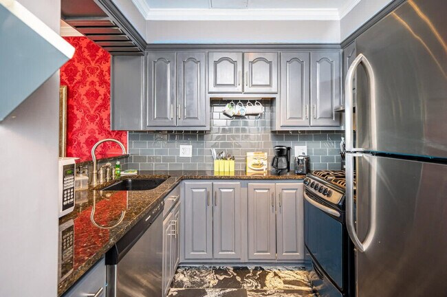 Foto del edificio - 215 Piedmont Ave NE