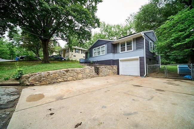 Building Photo - 2713 N Bellefontaine Ave