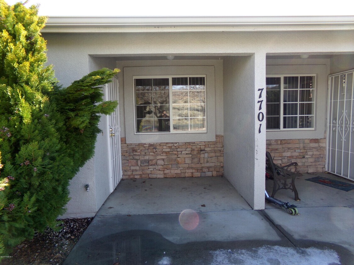 Primary Photo - 7701 E Addis Ave