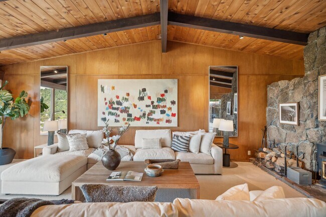 Foto del edificio - 45 Beverly Terrace