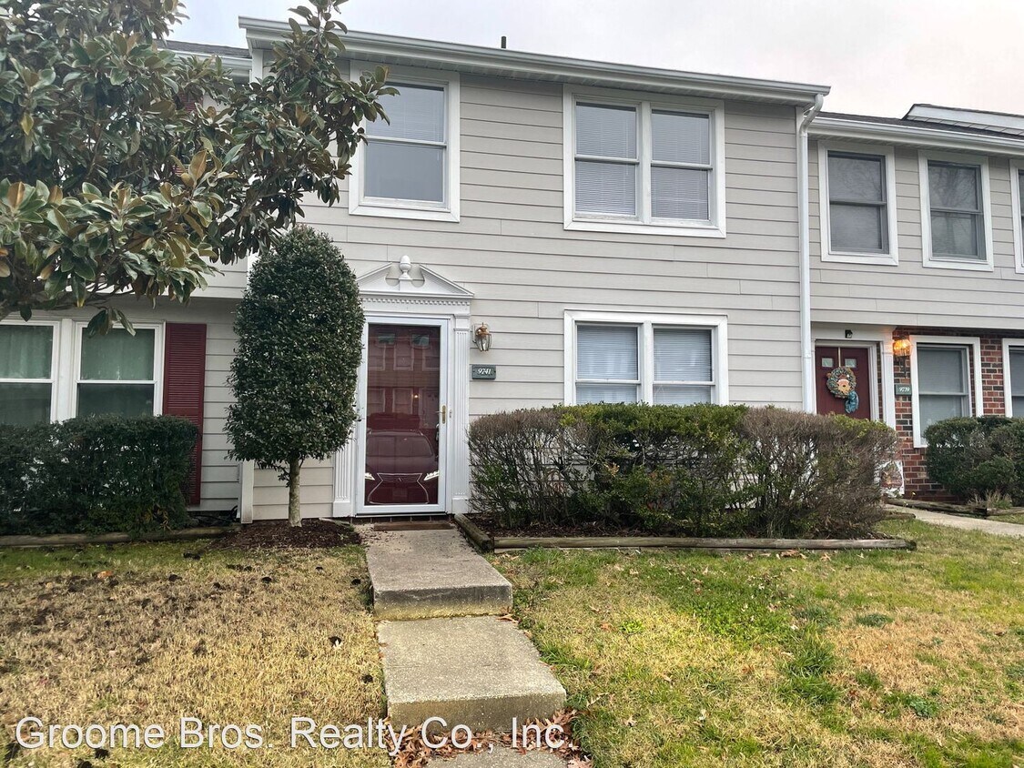 3 br, 1.5 bath House 9741 Candace Terrace House Rental in Glen