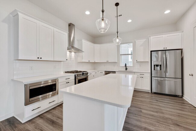 Foto del edificio - Beautiful 3 Bedroom home in the 751 South ...