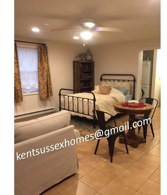 Building Photo - 206 Harrington Ave