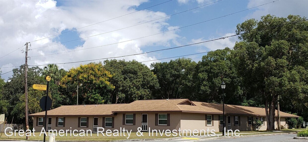 Primary Photo - 412 Tompkins St