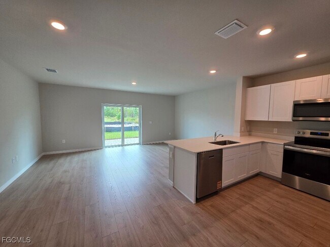 Foto del edificio - 8113 Haley Crk Wy