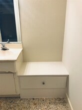 Building Photo - 3110 Springhill Dr