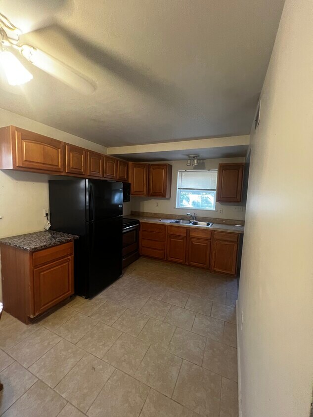 Foto del edificio - 505 Butler Dr