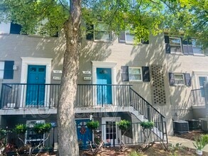 Building Photo - 404 N Armistead St