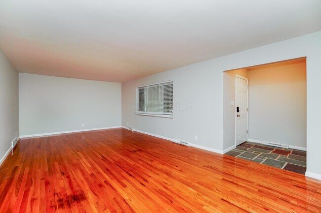 Foto del edificio - 9548 Brookside Dr