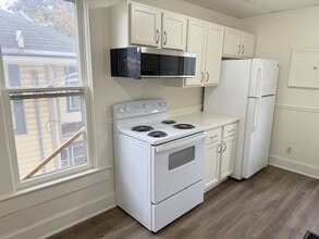 Building Photo - 312 E Washington St