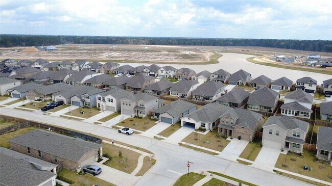 Foto del edificio - 15345 Dapple Blf Ln