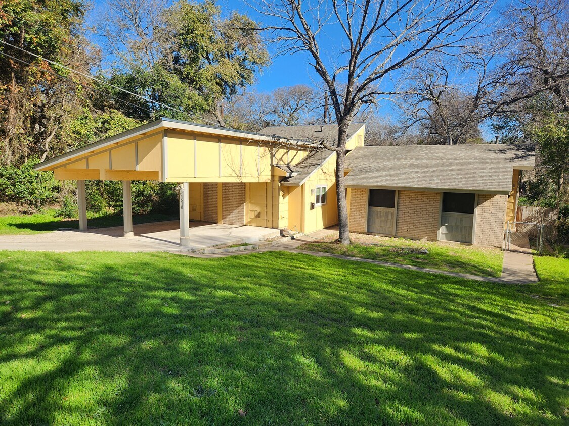 1510 Rockdale Cir, Austin, TX 78704 Townhome Rentals in Austin TX