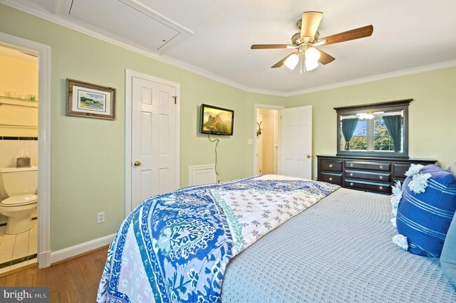 Master Bedroom - 2511 39th St NW