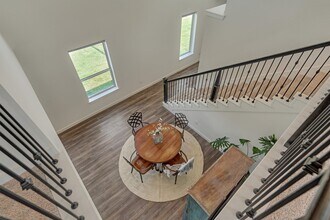 Building Photo - 27129 Ivorywood Dr