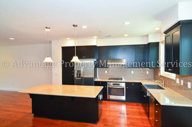 Foto del edificio - 5367 Iron Horse Pkwy