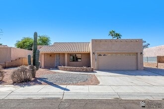 Building Photo - 11257 E 37th Pl