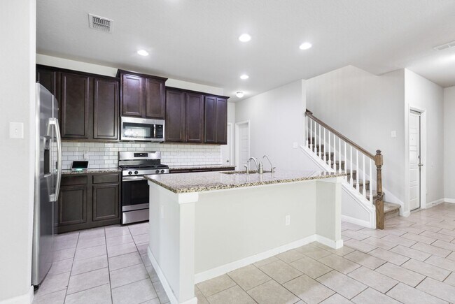 Building Photo - 4 Bedroom/2.5 Bathroom Home in the Hidden Canyons at Texas Research Park Subdivison
