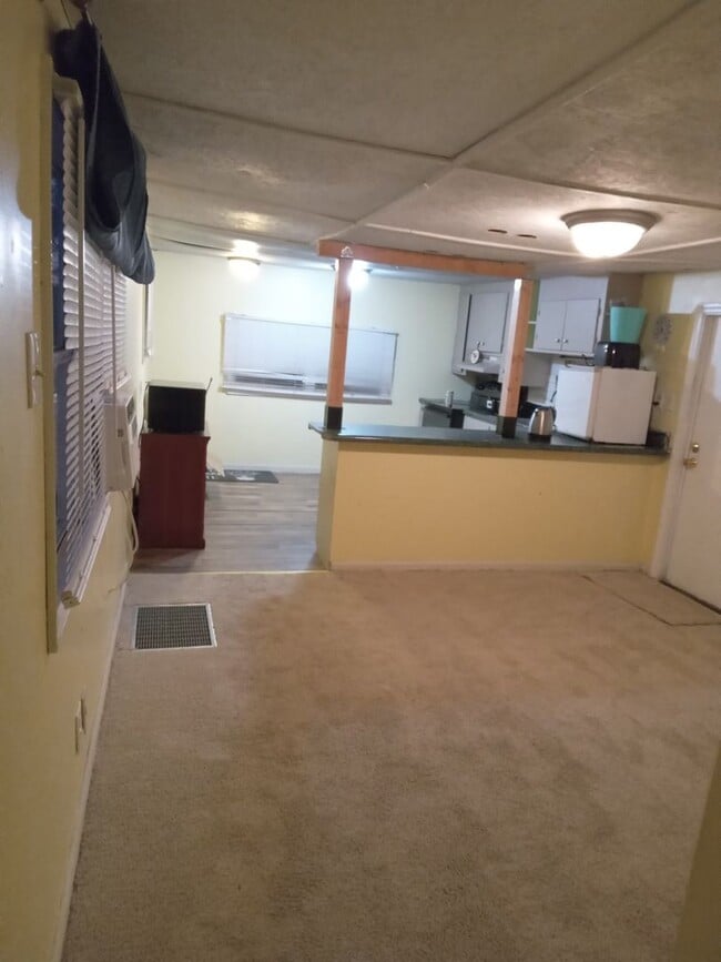 Building Photo - Rental in Hepzibah