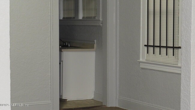 Building Photo - 6590 Sunset Dr