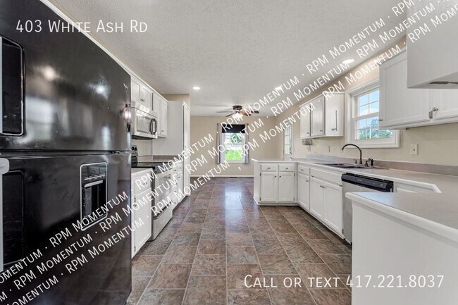 Foto del edificio - 3 Bedroom, 2.5 Bath, 2 Story Home in Nixa MO!