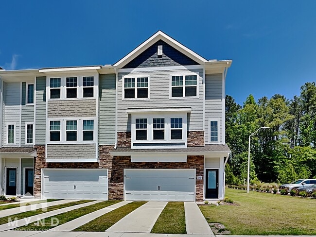 Building Photo - 6937 Woodland Stream Pl