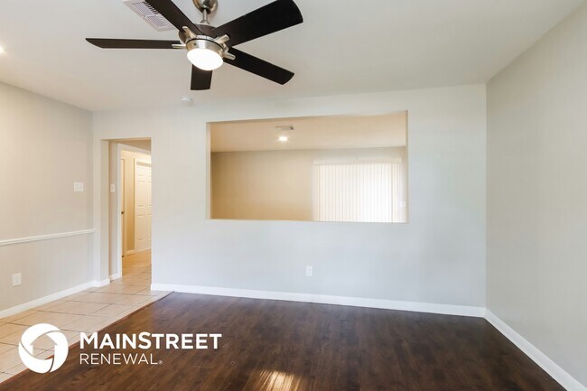 Foto del edificio - 431 W Sunnyside St