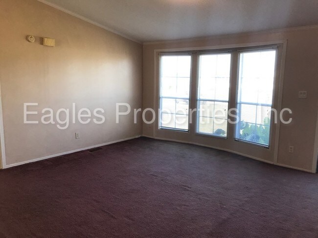 Building Photo - 140 Winding Lane La Grange, NC 28551